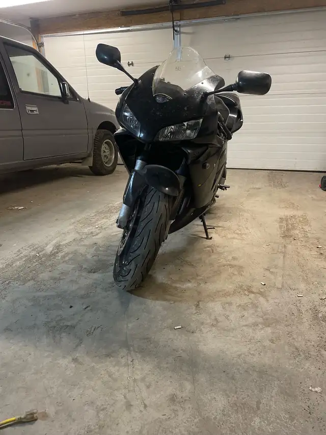 motorcycle cbr600rr  in Motorcycle Parts & Accessories in Calgary - Image 4