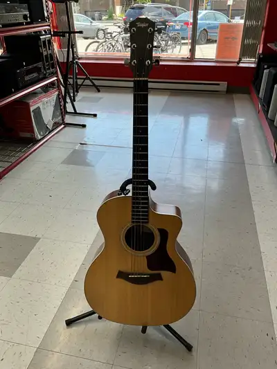 Guitare acoustique électrique Taylor, View more