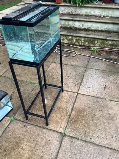 trade or sell 10 gallon aquarium with lid and light and stand, View more