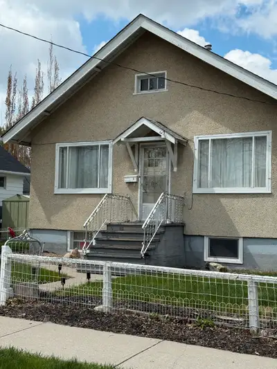 Renfrew Area House for Rent