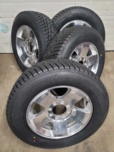 Nice set of brand new studdable Venom Ice Hunter tires on Ford F-250/F-350 Super Duty rims. Rims are...