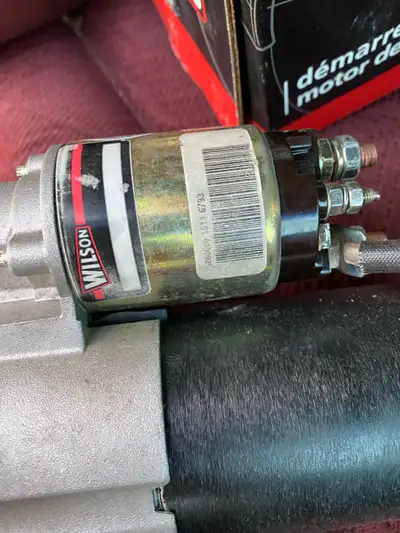 Brand new Wilson starter part number 71-01-6793. I bought as the person said fits a 5.7L engines. Tu...