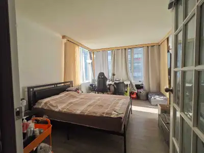 Downtown Condo single room for rent Rent include utility & Internet. · **Requirements**: Clean, quie...