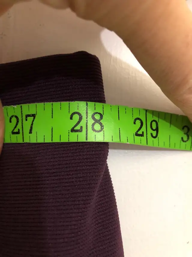 Women’s Burgundy Two Piece Suit. Size 13/11. Like New. in Women's - Dresses & Skirts in Edmonton - Image 6