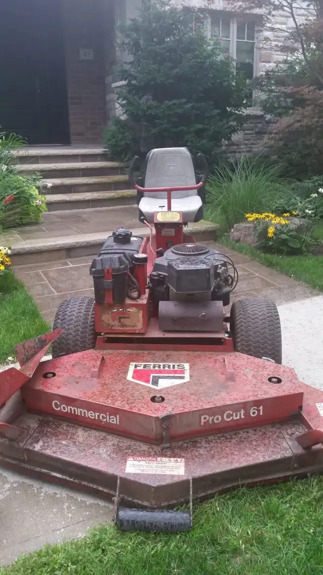 Riding lawnmower + trailer for sale  in Cargo & Utility Trailers in City of Toronto - Image 2
