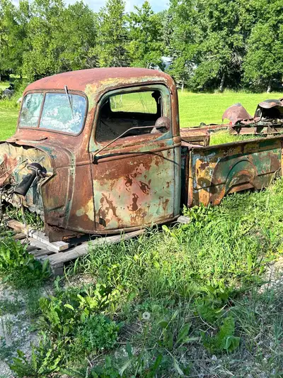 Cab and box in fair shape. 3/4 ton frame included if you want. Comes with bill of sale. Offers? Cash...