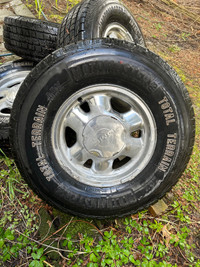 All season tires for GM Chevrolet GMC Sierra Silverado