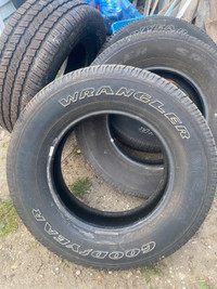 275/65R18 Goodyear wrangler sr-a tires