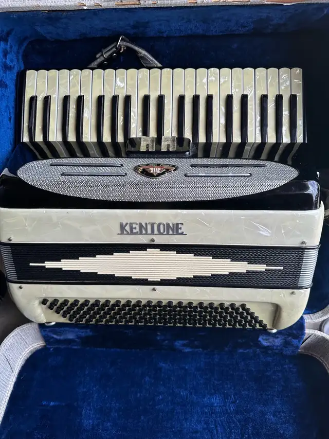 Kentone accordion made in Italy
