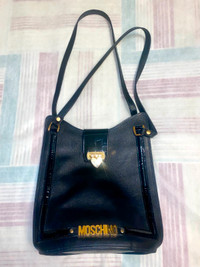 wonens bag moschino