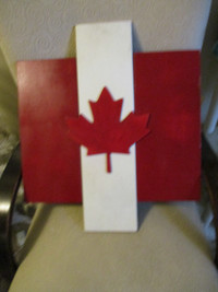 NEW HANDCRAFTED WOOD CANADIAN FLAG