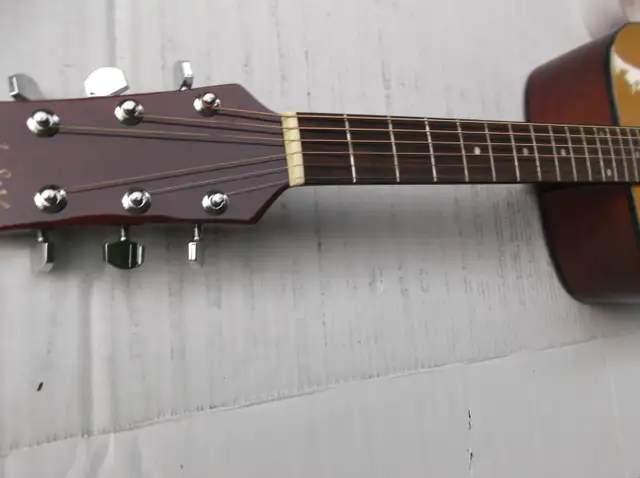 Guitare acoustique gauchere Algonquin in Guitars in Sherbrooke - Image 5