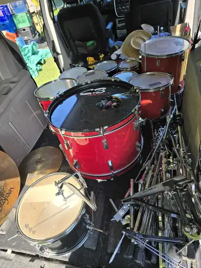 13 piece CB pearl and Yamaha Drum set mixed with stands n sticks, View more