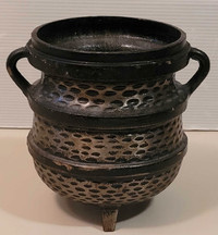 Vintage Cast Iron Melting/Smelting Pot Cauldron