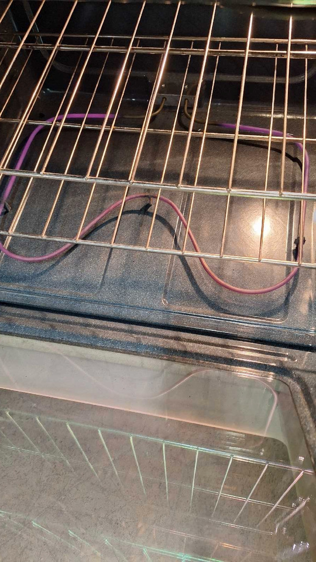 30"Whirlpool Electric stove in Other in Mississauga / Peel Region - Image 4