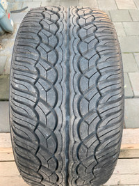 1 x single 275/40/20 Yokohama Parada Spec X 99% tread Like New