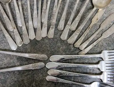 Coutellerie P.Argent 25 Morceaux Vintage, View more
