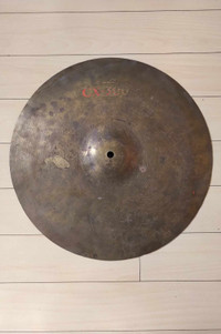 16 inch Crash Cymbal Pearl  Located in Shediac <