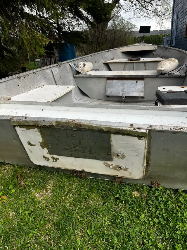 Chaloupe aluminium 14 pieds in Personal Watercraft in Lévis - Image 7