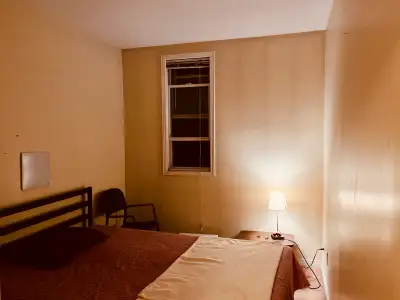 Cozy 3 bed room low rise apartment located at Ottawa's most vibrant and lively neighborhood @ Elgin...