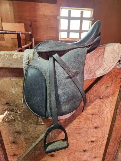 All purpose 14" kids saddle, med tree. Fits most ponies and horses. Practically brand new. Made by c...
