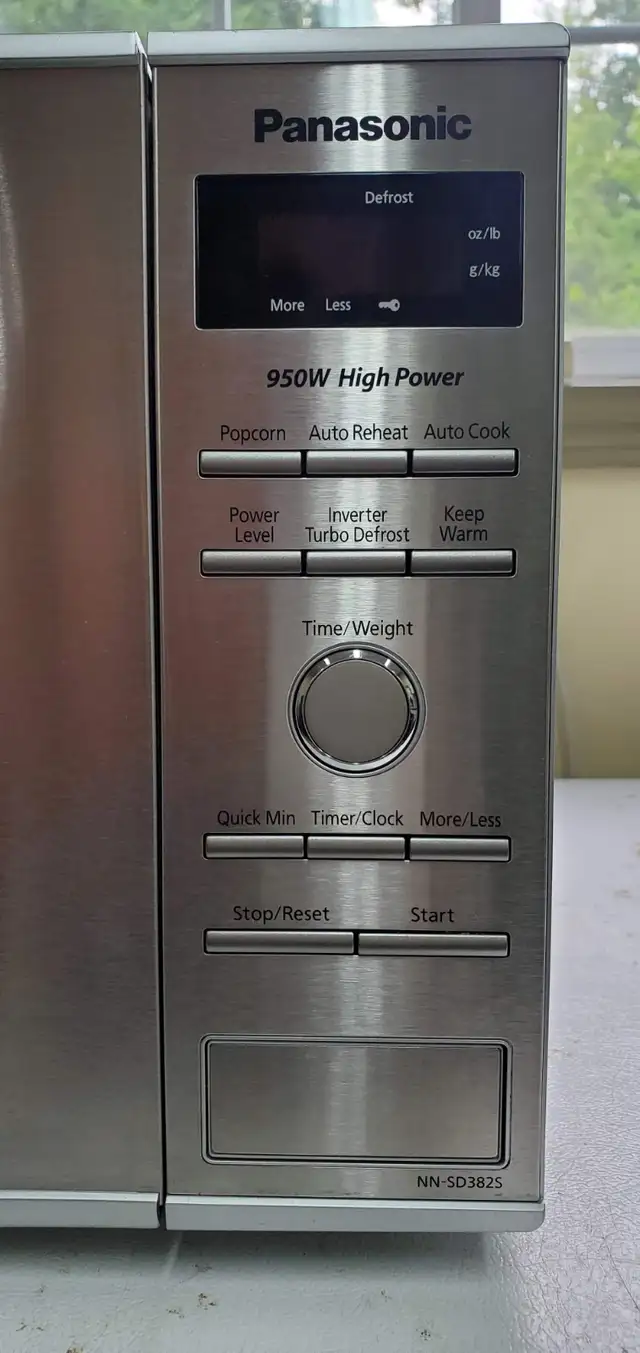 Virtually New Panasonic Compact Microwave Oven. in Microwaves & Cookers in Trenton - Image 5