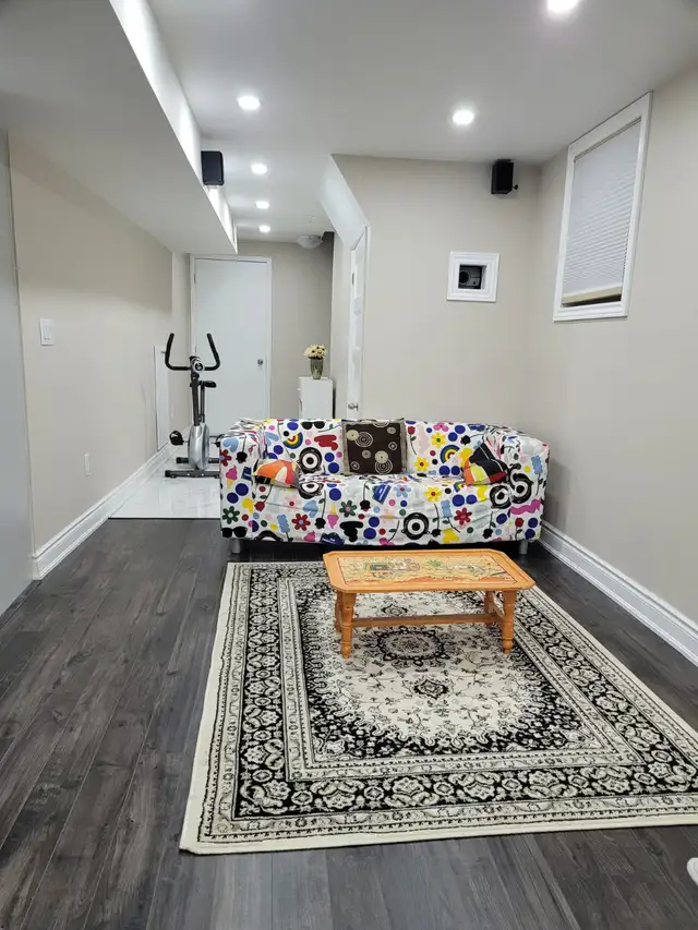 1 bedroom basement available for rent--Whitby in Long Term Rentals in Oshawa / Durham Region - Image 9