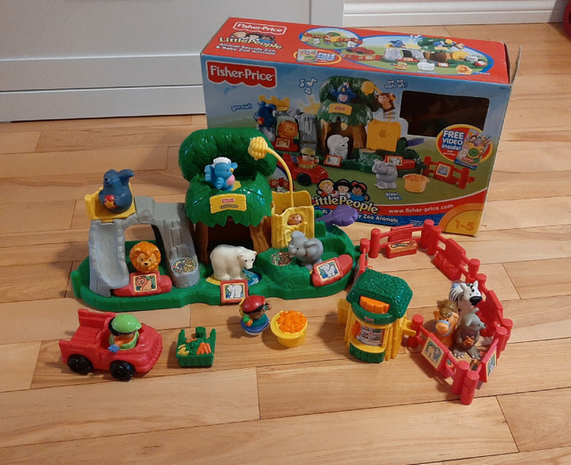Fisher Price Little People Animal Sounds Zoo and Animals in Toys in Ottawa