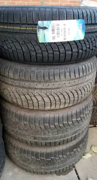 245/45R18 100VXL (4) NOKIAN WR G4 ALL WEATHER "LIKE NEW "