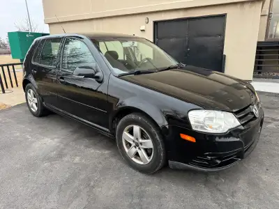 MANUAL TRANSMISSION 2008 VW golf with only 159,000 and brand new brakes all around , some calipers t...