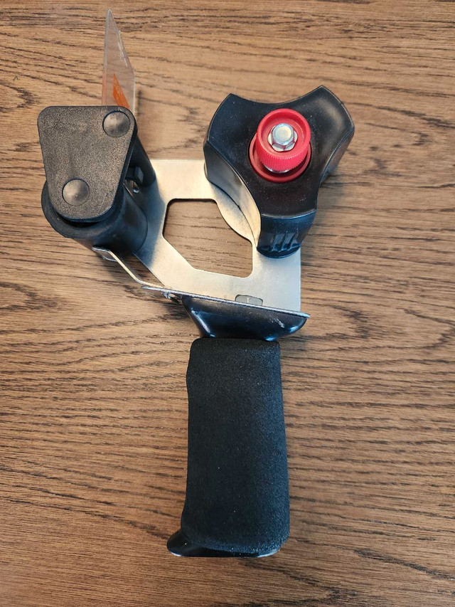 Tape Dispenser in Hand Tools in Hamilton