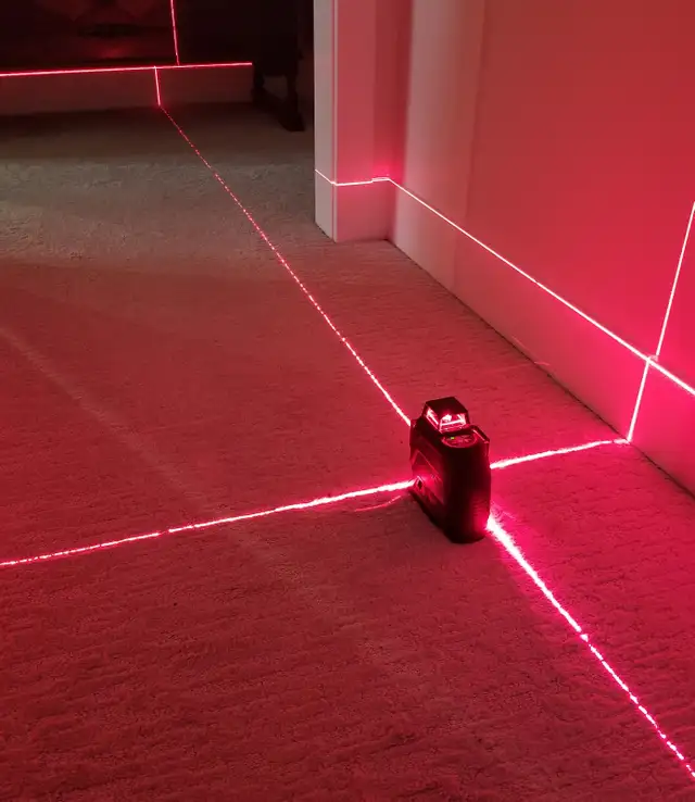 Bosch Laser Level in Power Tools in Kitchener / Waterloo - Image 7