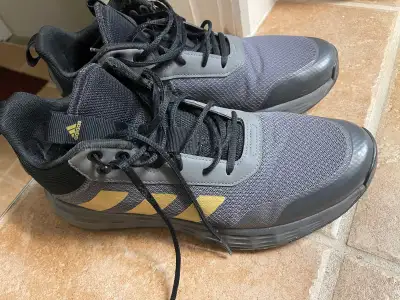 Adidas own the game 2.0 basketball sneakers 10.5 usa, View more