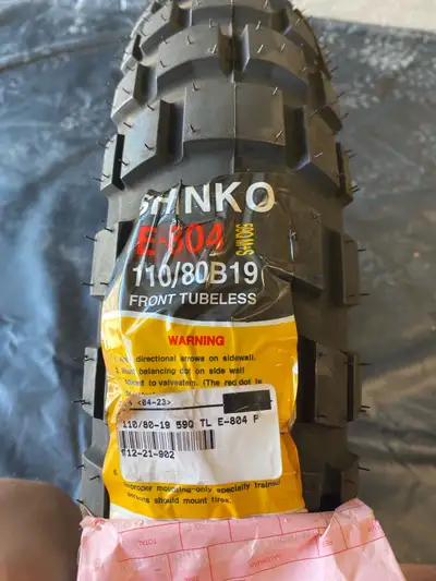 Shinko E804 Adventure front tire 110/80B19 tubeless. New sold the bike it was for.