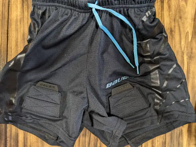 Bauer Girls Hockey 'Youth' Mesh Jill Shorts in Hockey in Peterborough - Image 2