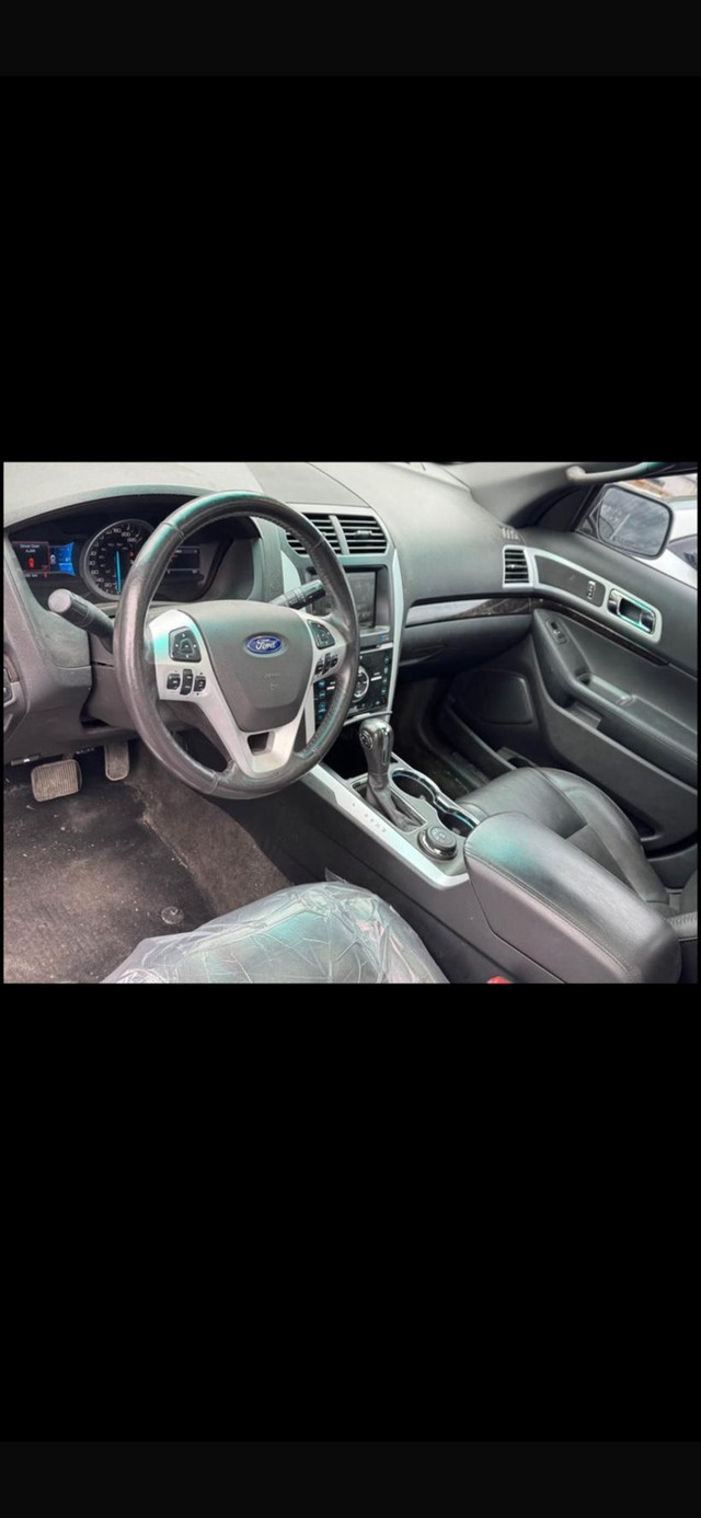 2011 ford fiesta in Cars & Trucks in City of Toronto - Image 2
