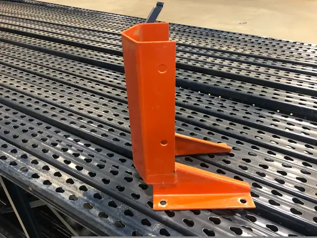 REDUCED TO CLEAR. PALLET RACKING in Industrial Shelving & Racking in Oakville / Halton Region - Image 10