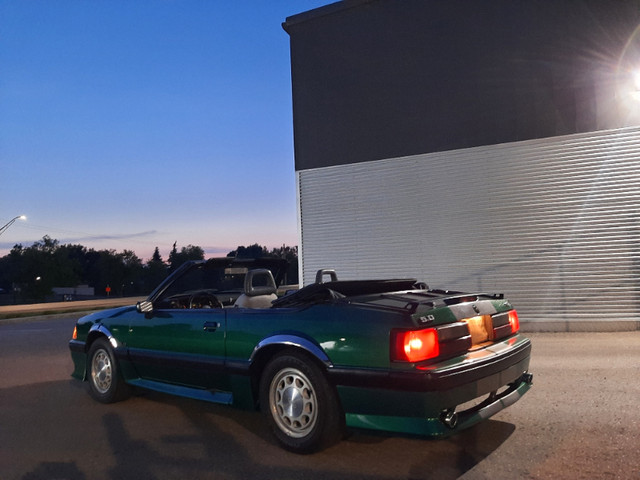 1988 Ford Mustang 5.0 Convertible Foxbody 5 Speed in Classic Cars in Winnipeg - Image 2