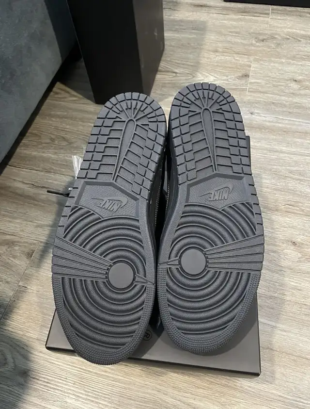 Jordan 1 Retro Low SP Travis Scott Black Phantom in Men's Shoes in Mississauga / Peel Region - Image 6