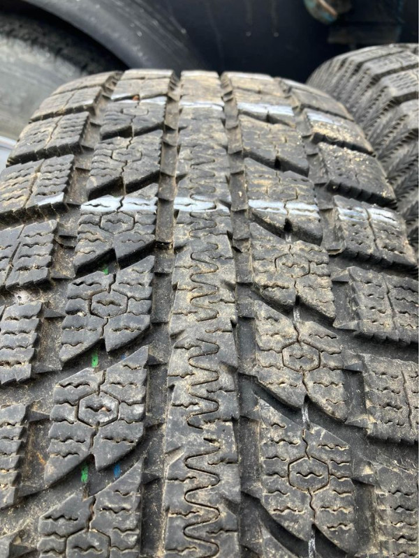 205/70 R15 Toyo winter tires set of 3 in Tires & Rims in Gatineau - Image 3