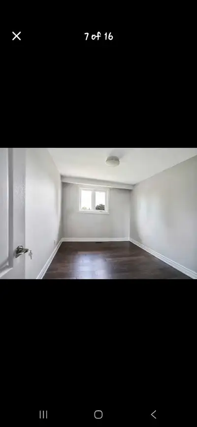 Shared Accommodation Available in Scarborough for one girl Location: Kennedy and eglinton Available...