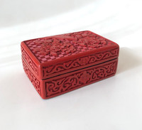 Vintage Chinese Hand Carved Cinnabar Trinket Box Flowers genuine
