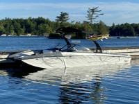 2013 Tige RZ4 WakeSurf Boat