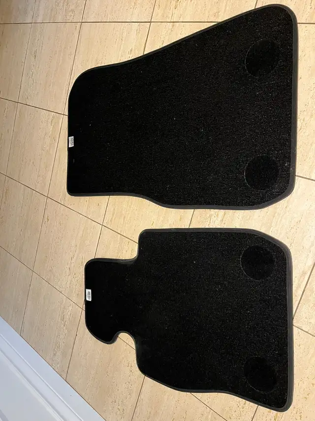 Genuine BMW 3 Series Carpeted Floor Mat - Front and Rear in Other Parts & Accessories in City of Toronto - Image 10