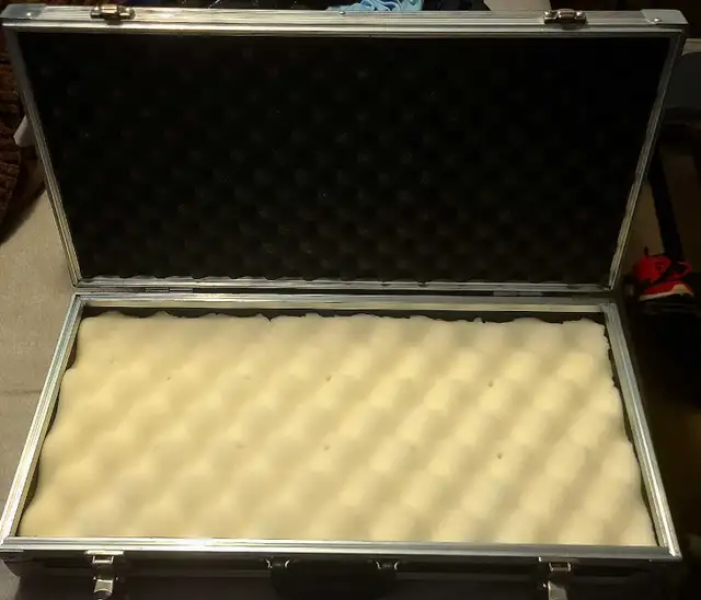 Stagemaster pedal board case FX2814 in Amps & Pedals in Barrie - Image 3