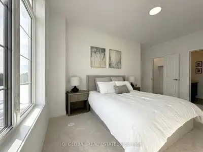 Large apartment for rent in Hamilton- separate kitchen, washroom. Please text- 647-694-7578