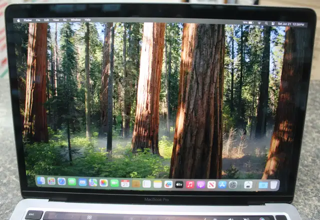 Macbook Pro (13-inch, M1, Late 2020) in Laptops in Peterborough - Image 5