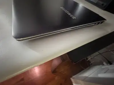 Samsung np900x4c Thin Laptop, i5, 8GB RAM, 128GB SSD, 15" Win 10, View more