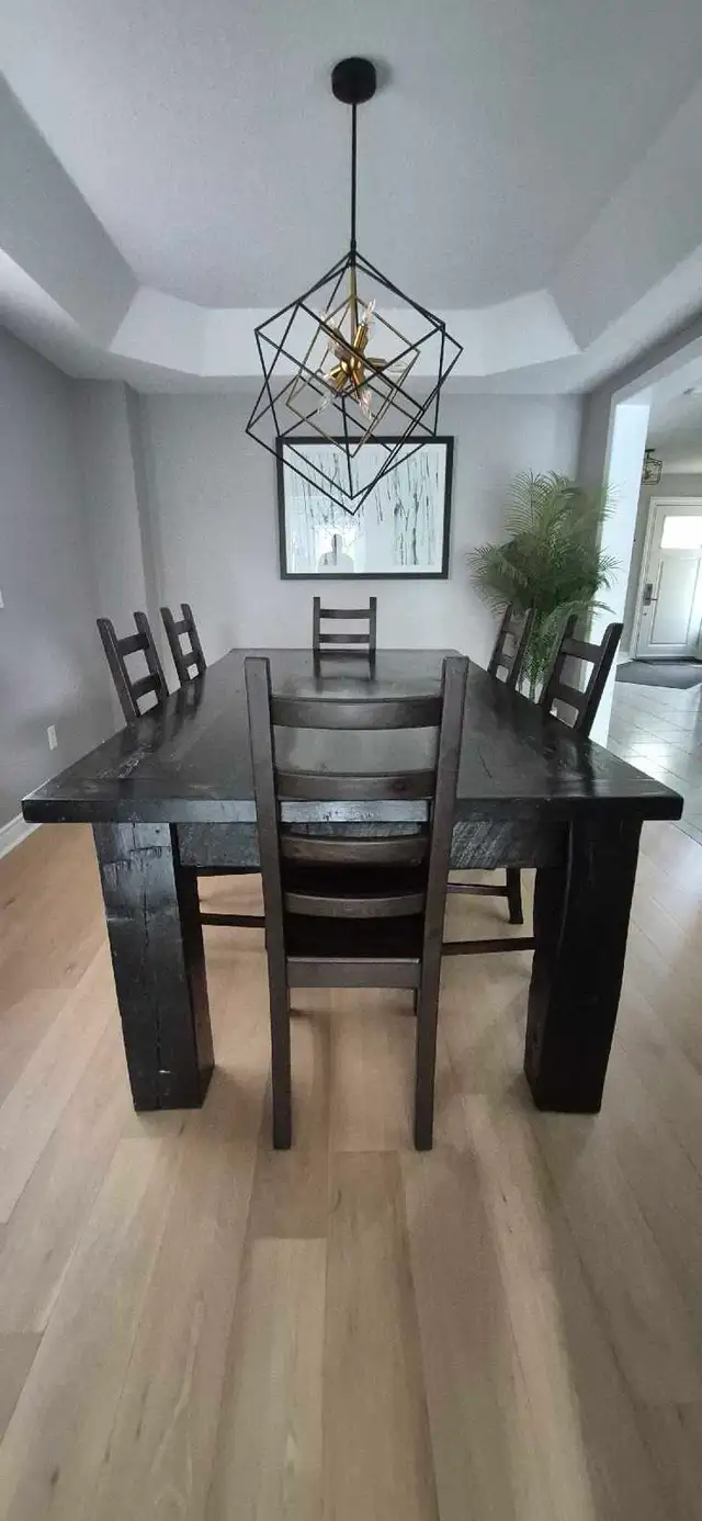 Solid Wood Dining Table and 6 Chairs in Dining Tables & Sets in Hamilton - Image 3