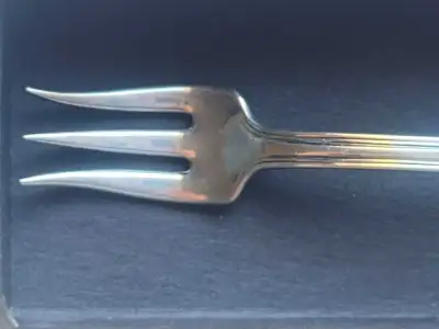 Kings Plate vintage flared prong cocktail fork, 7 inches in length, in mint condition suitable for c...